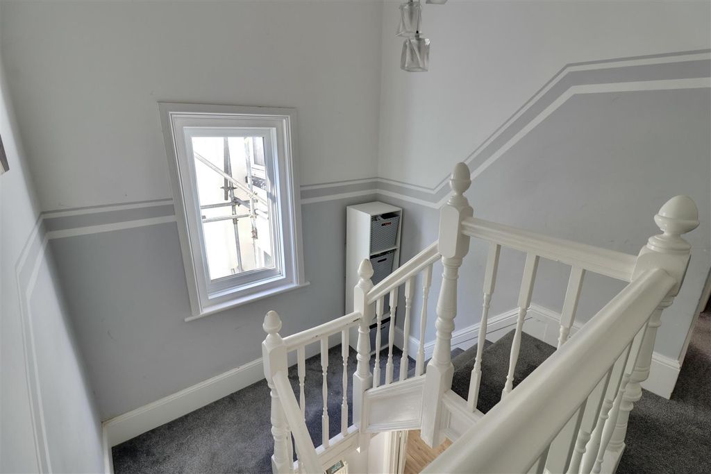 Additional image 15 of 3 bed property for saleMunster Road, Portsmouth PO2