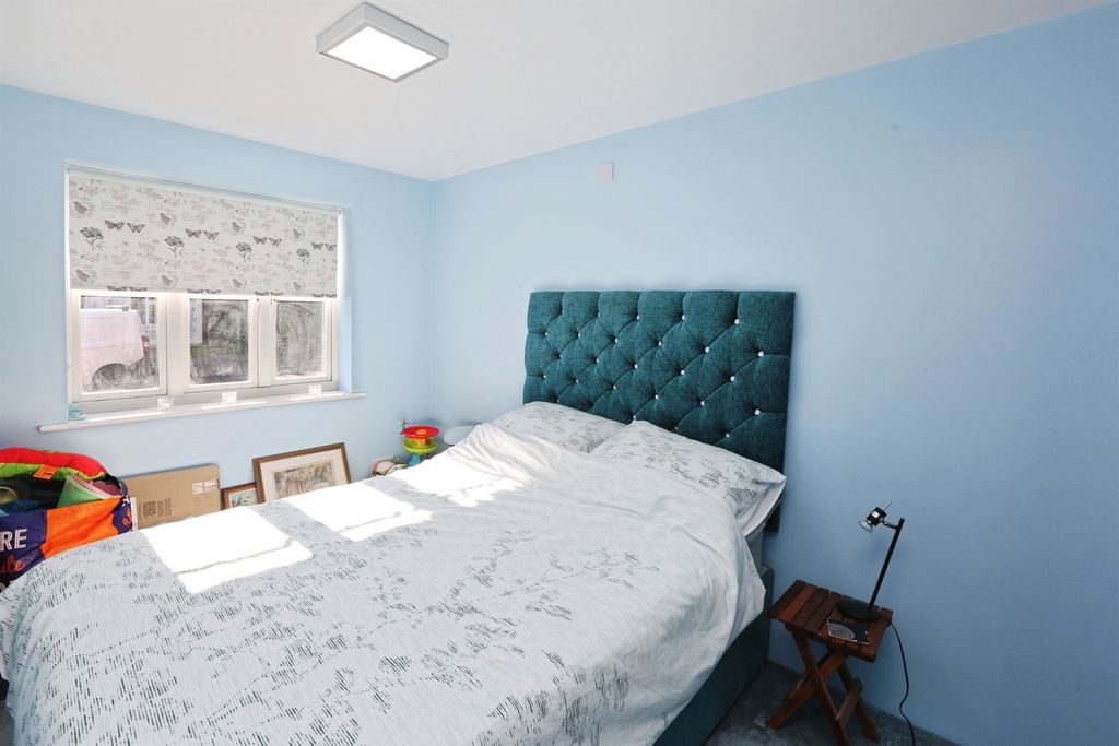 Additional image 10 of 3 bed detached house for saleClover Way, Hedge End, Southampton SO30