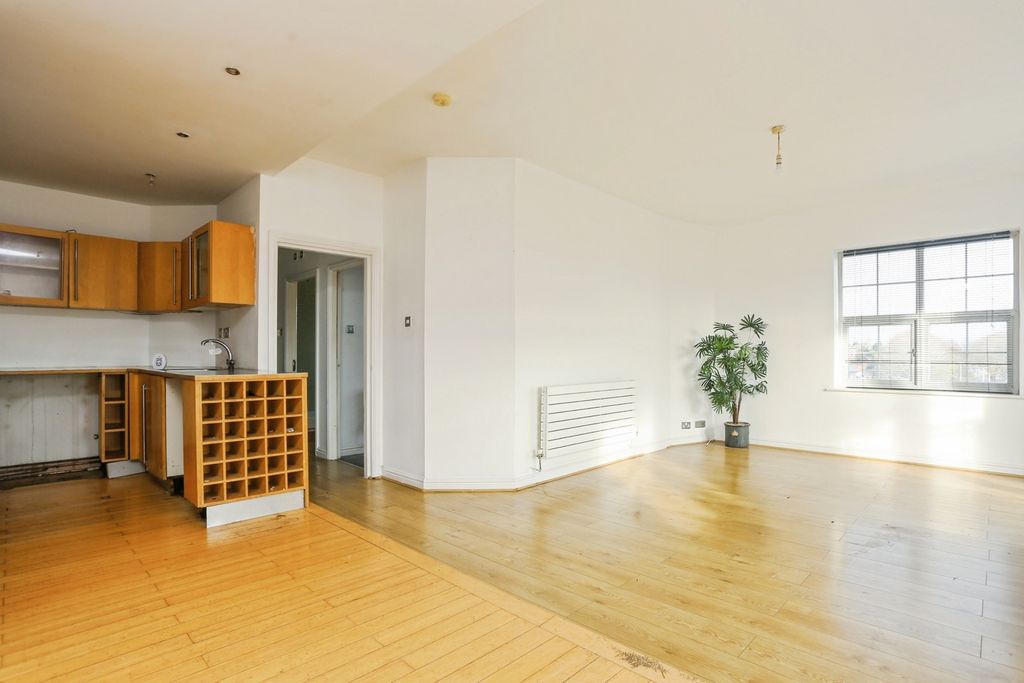 Additional image 9 of 2 bed flat for saleFosse Road North, Leicester, Leicestershire LE3