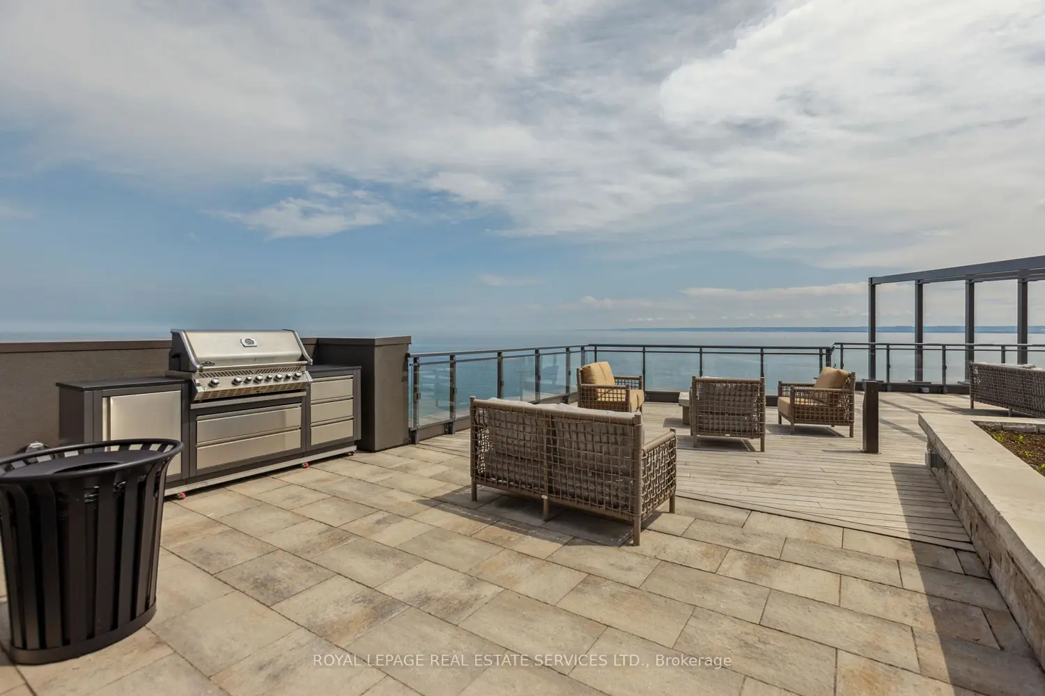 Additional image 16 of 2060 Lakeshore Road 1802