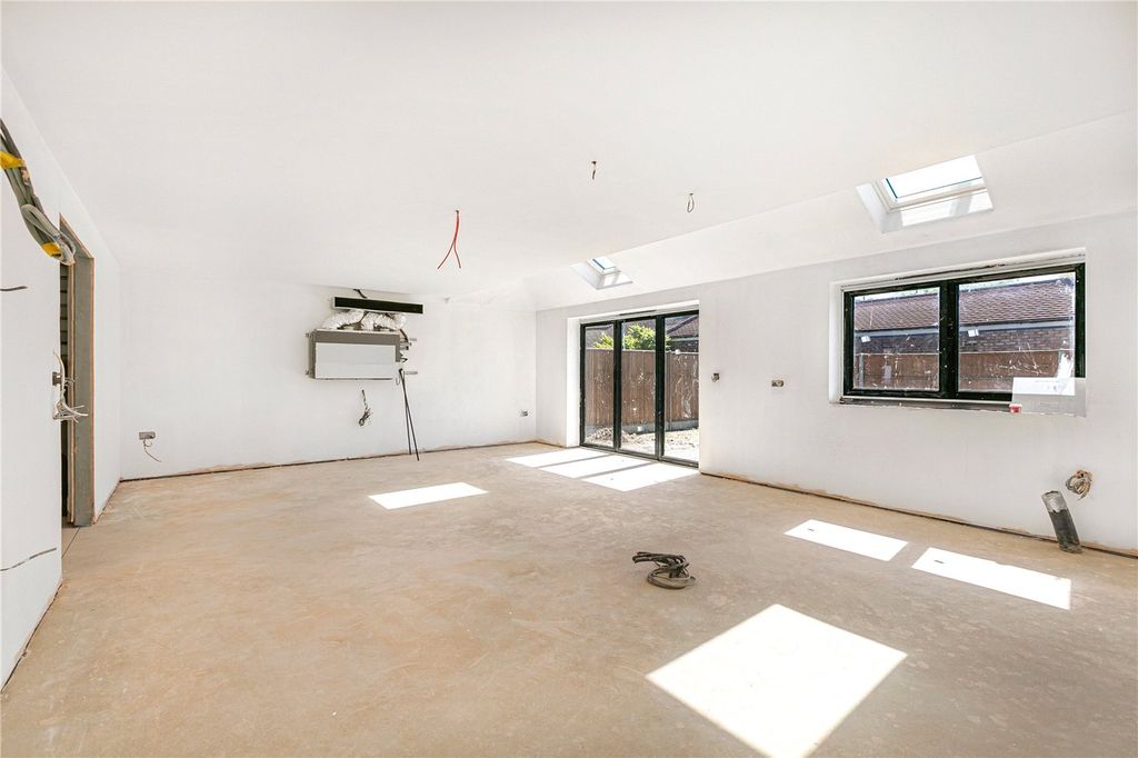 Additional image 3 of 5 bed detached house for saleElmsway, Ashford, Surrey TW15