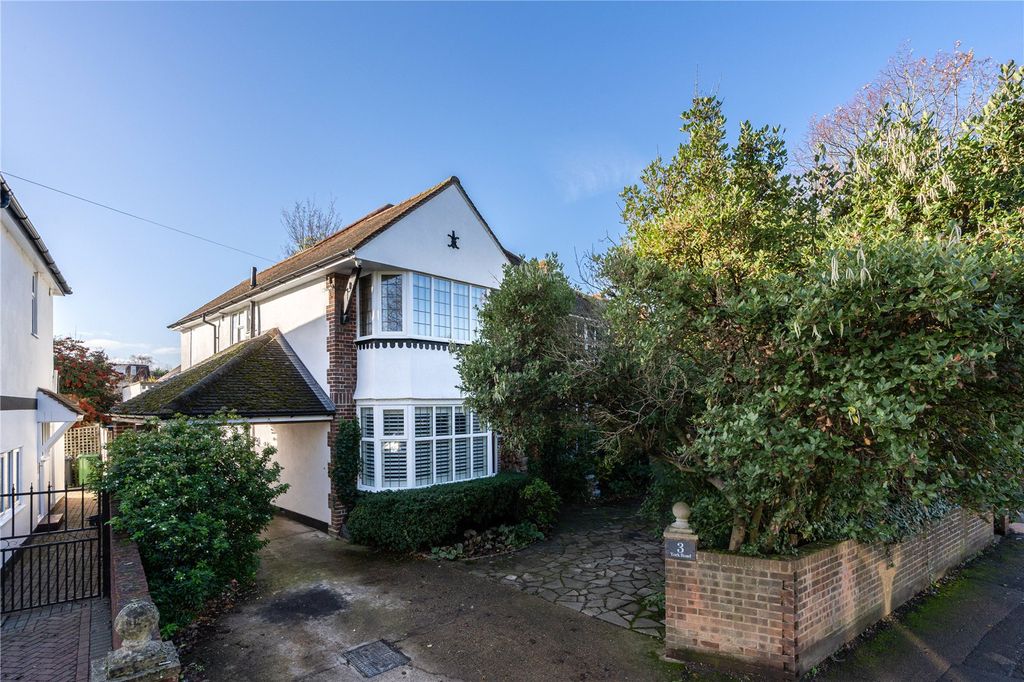 Additional image 2 of 4 bed detached house for saleYork Road, Windsor, Berkshire SL4