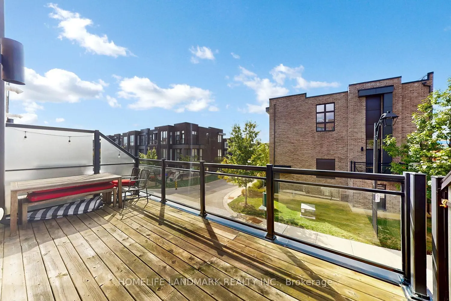 Additional image 18 of 9180 Bathurst Street