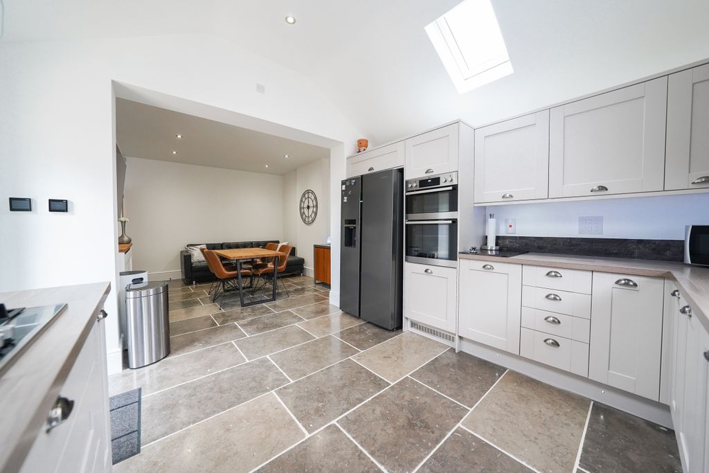 Additional image 3 of 3 bed semi-detached house for saleBroom Leys Road, Coalville, Leicester, Leicestershire LE67