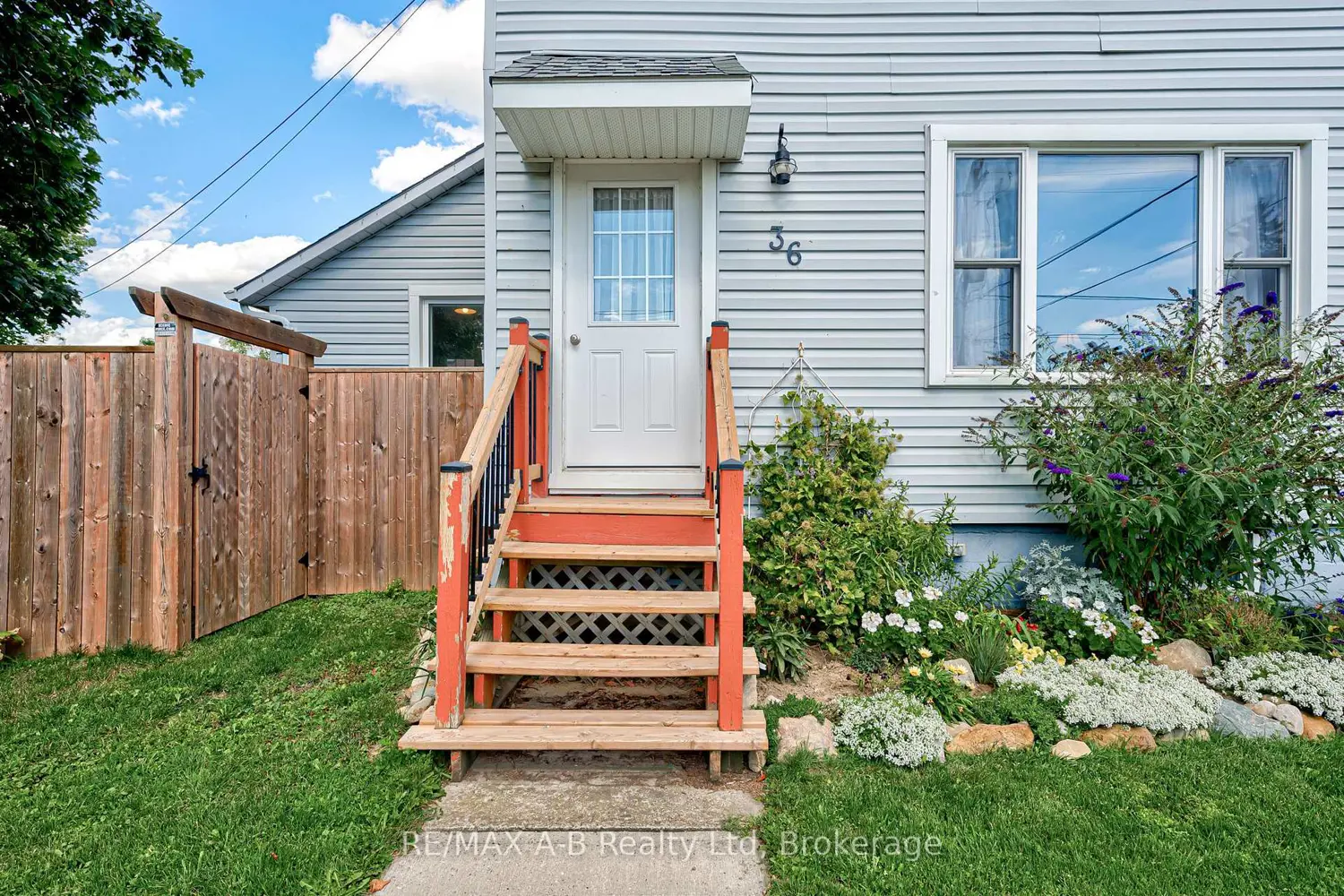 36 Huron Street
