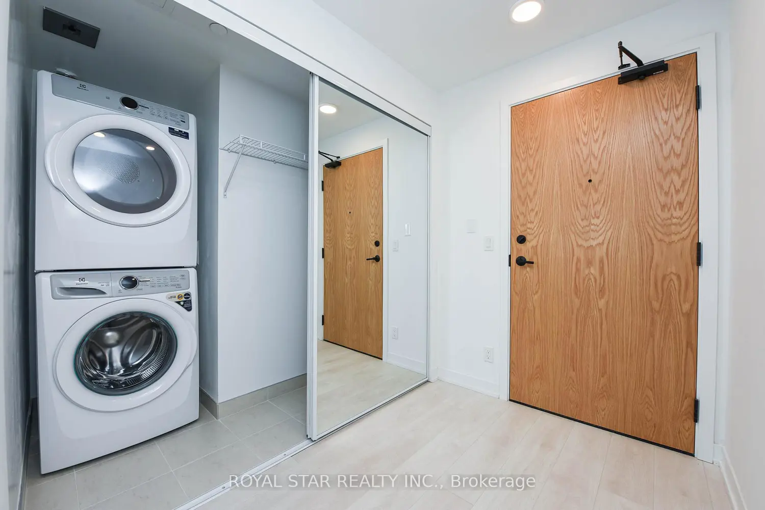 7950 Bathurst Street 1502