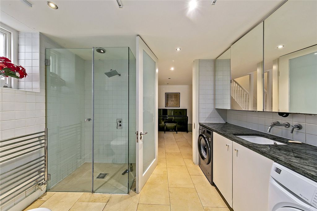 Additional image 18 of 6 bed semi-detached house for saleQueens Road, Richmond TW10