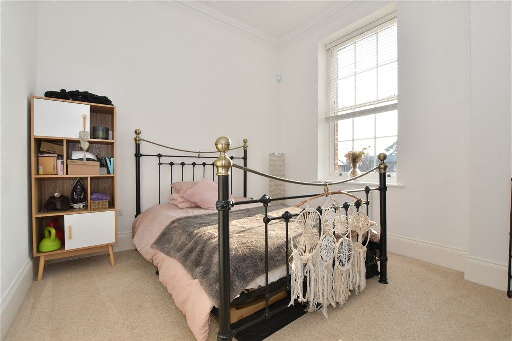 Additional image 9 of 2 bed flat for saleWhitecroft Park, Newport, Isle Of Wight PO30