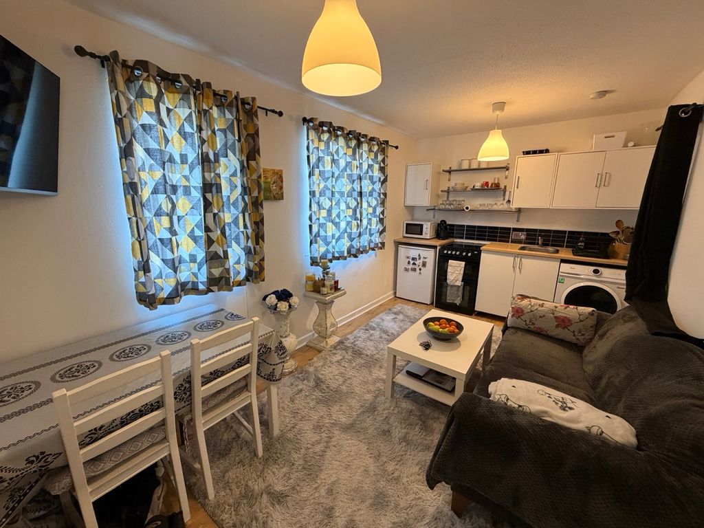 Additional image 8 of 1 bed flat for saleHambleton Close, Widnes WA8