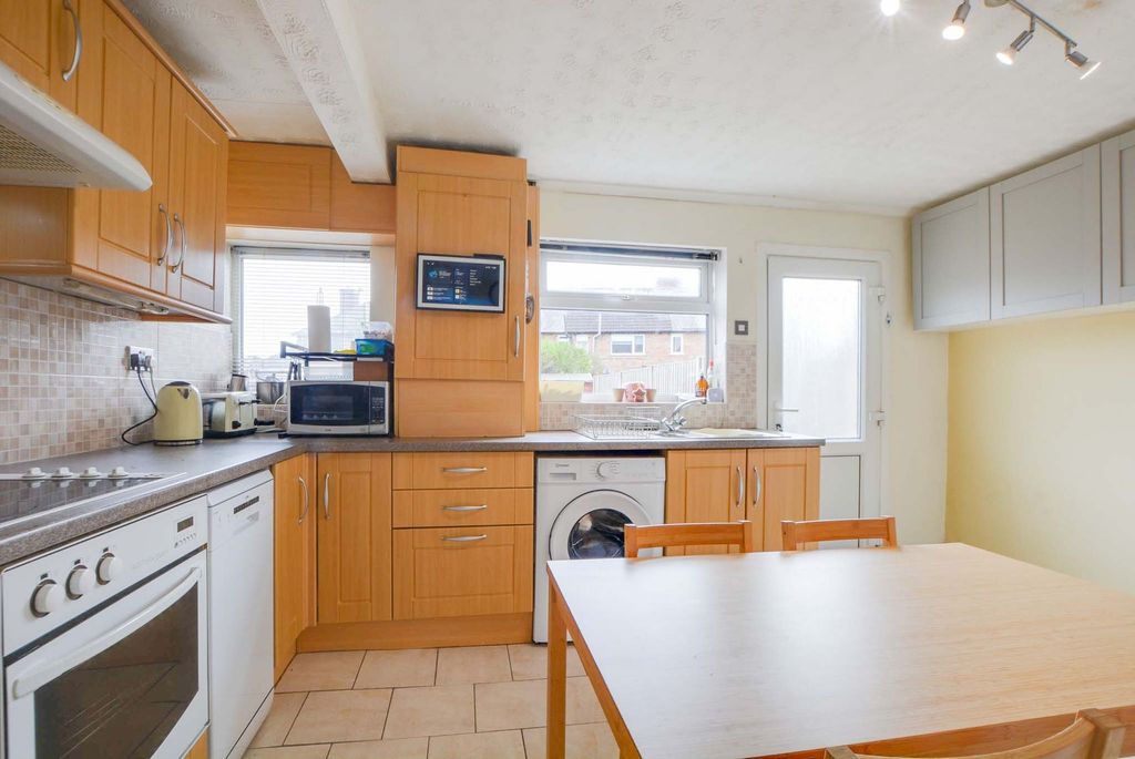 Additional image 8 of 3 bed terraced house for saleArnold Avenue, South Wigston, Leicester LE18