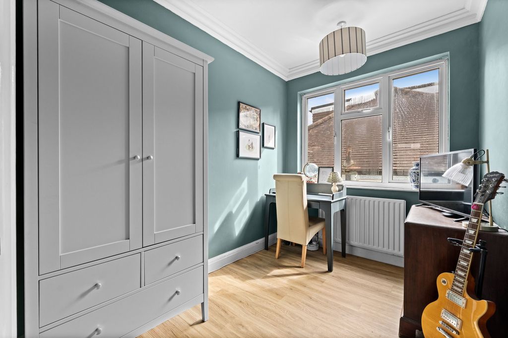 Additional image 23 of 3 bed detached house for saleHilltop Road, Whyteleafe CR3