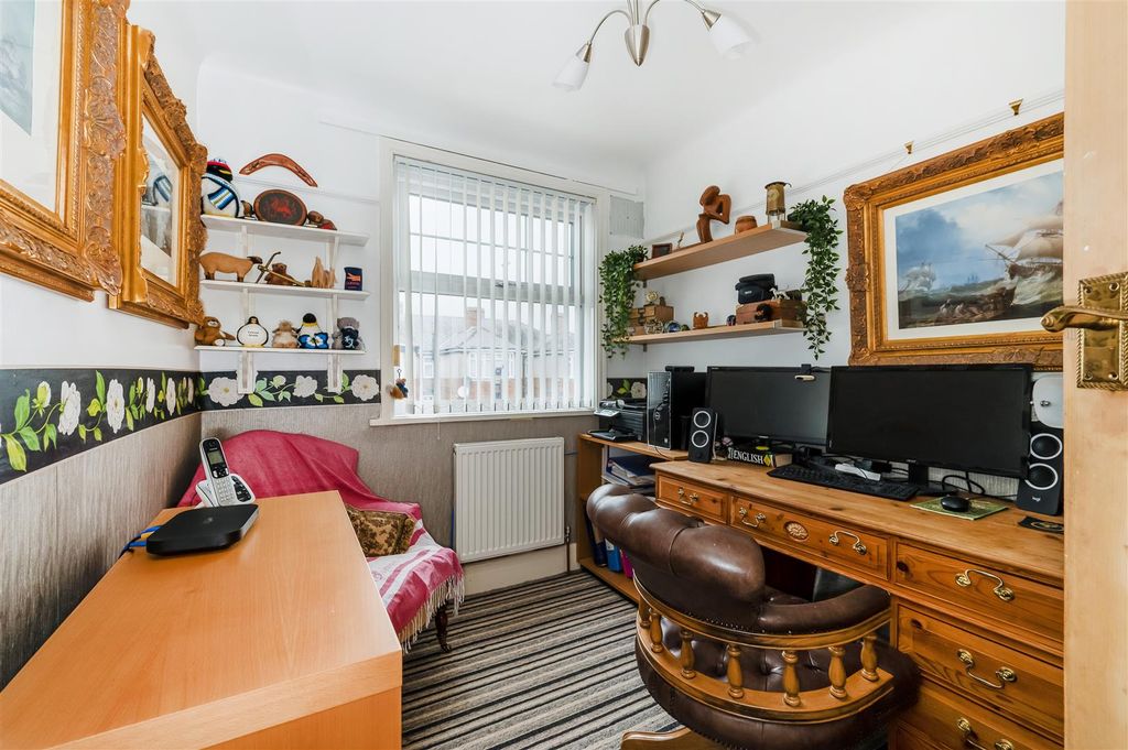 Additional image 19 of 3 bed property for saleNorthern Parade, Portsmouth PO2