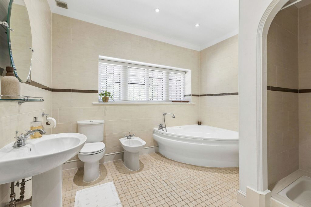 Additional image 18 of 8 bed detached house for saleDanes Hill, Woking GU22