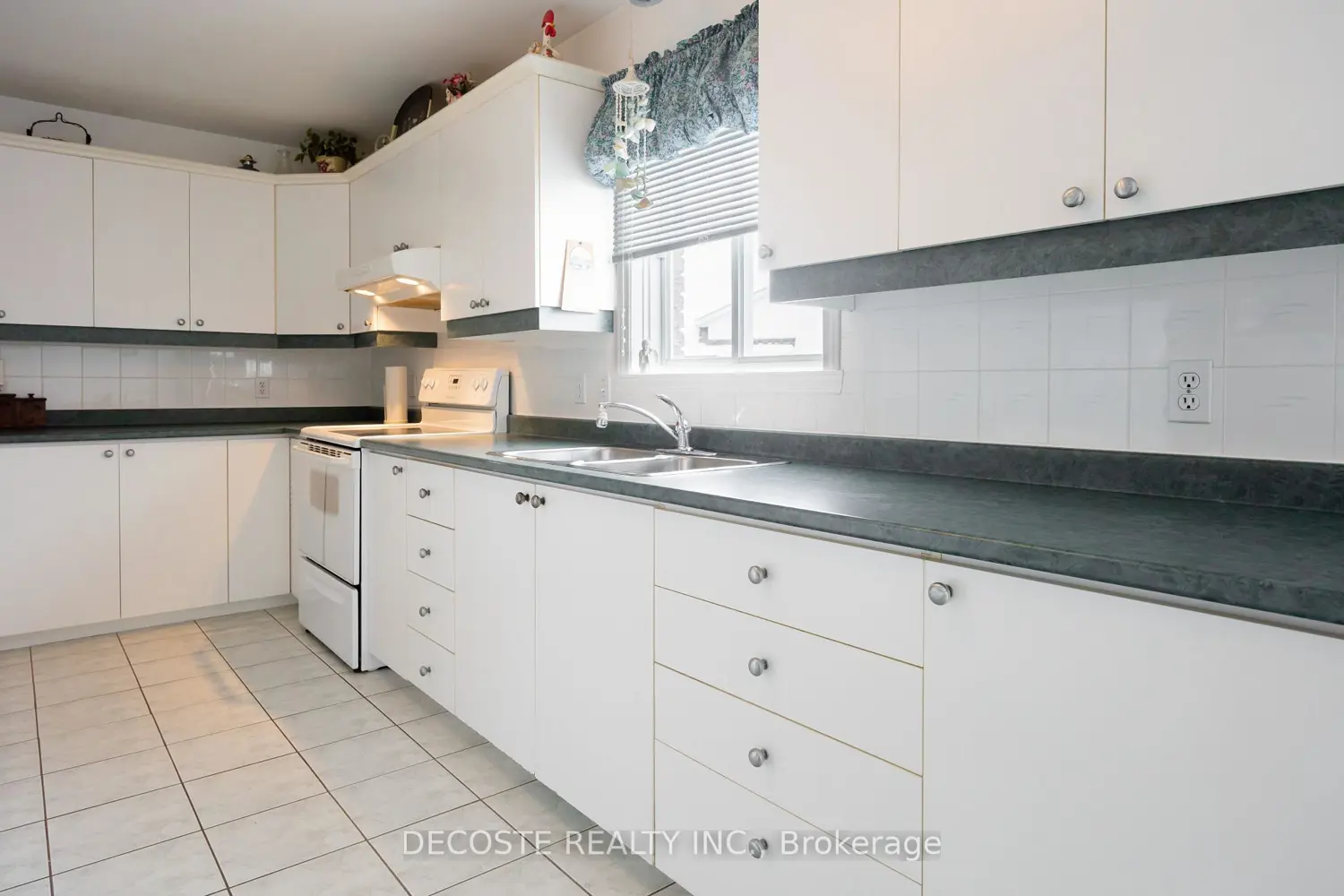 Additional image 7 of 35 Sandfield Avenue