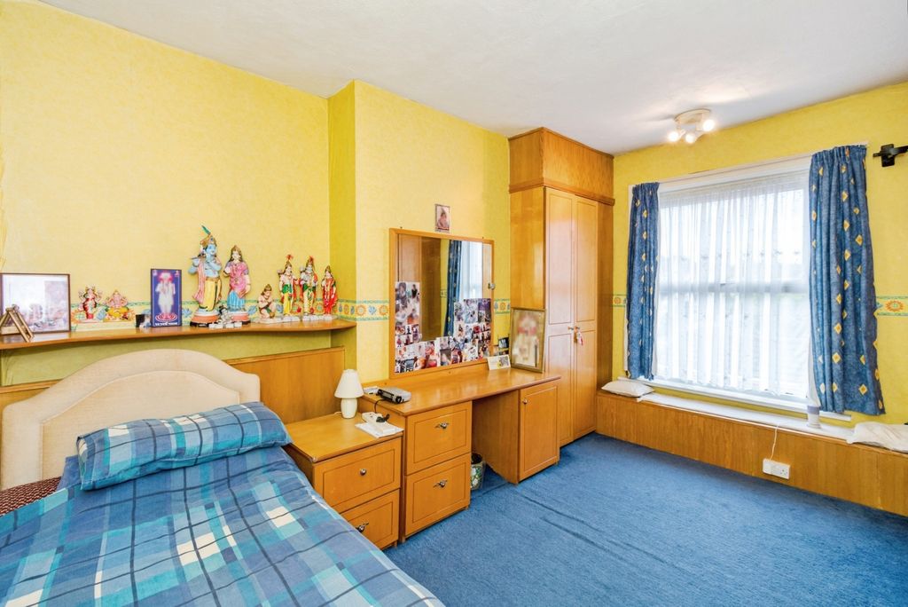Additional image 11 of 3 bed semi-detached house for saleTwyford Avenue, Upper Shirley, Southampton, Hampshire SO15