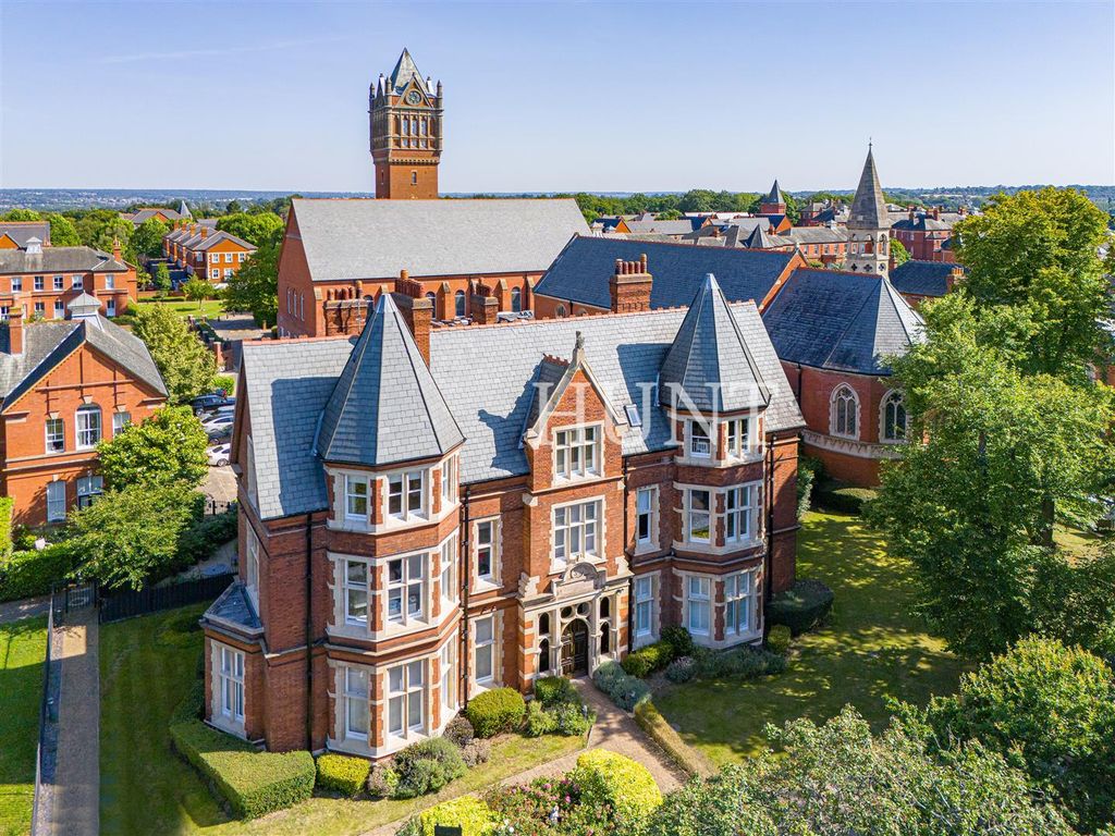Additional image 13 of 2 bed flat for saleMontague House, Repton Park, Woodford Green, Essex IG8