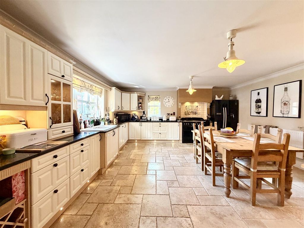 Additional image 9 of 5 bed detached house for saleOrton Close, Rearsby, Leicester LE7