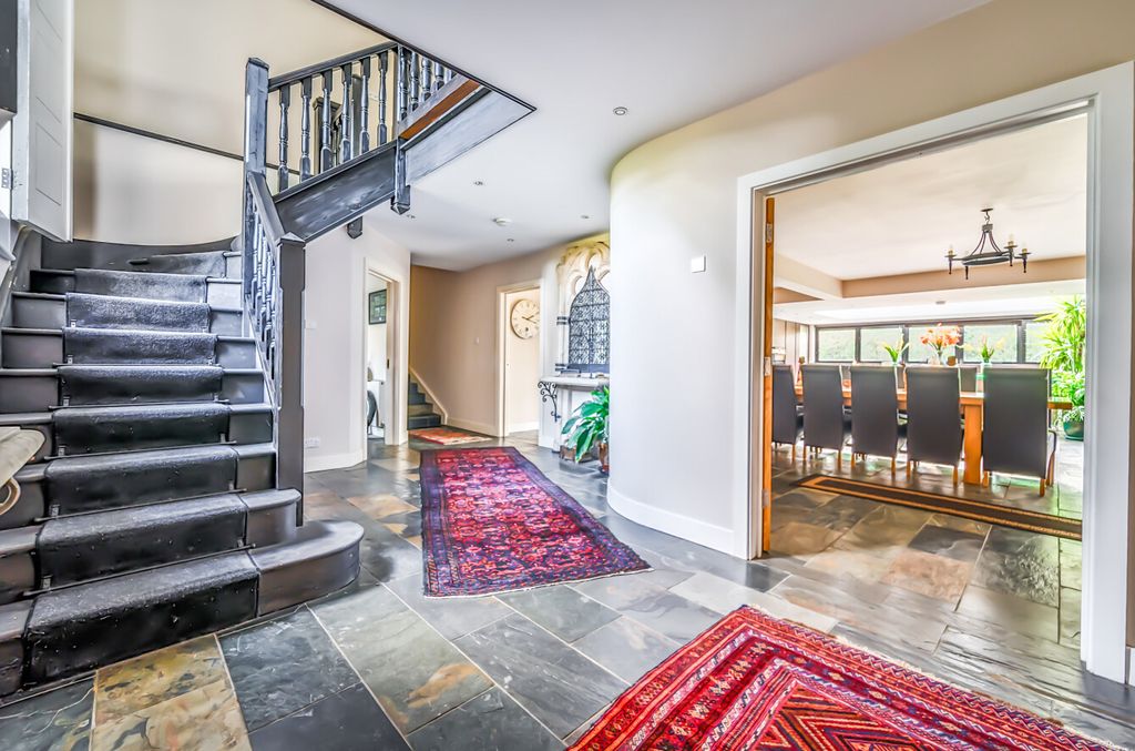 Additional image 9 of 6 bed detached house for saleJubilee Road, Finchampstead, Wokingham RG40
