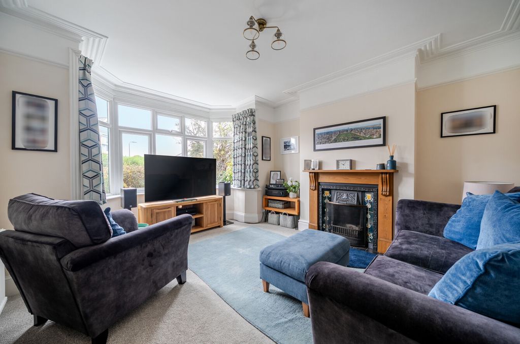 Additional image 2 of 4 bed semi-detached house for saleNorfolk Road, Shirley, Southampton, Hampshire SO15