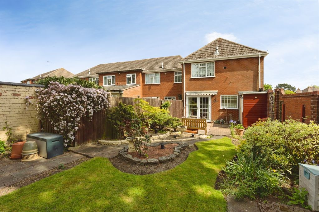 3 bed semi-detached house for saleWestern Road, Asfordby, Melton Mowbray LE14