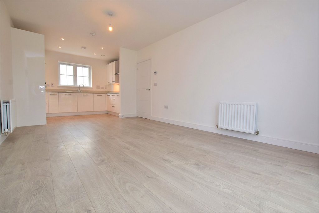 Additional image 8 of 1 bed flat for saleButcher Row, Witham, Essex CM8
