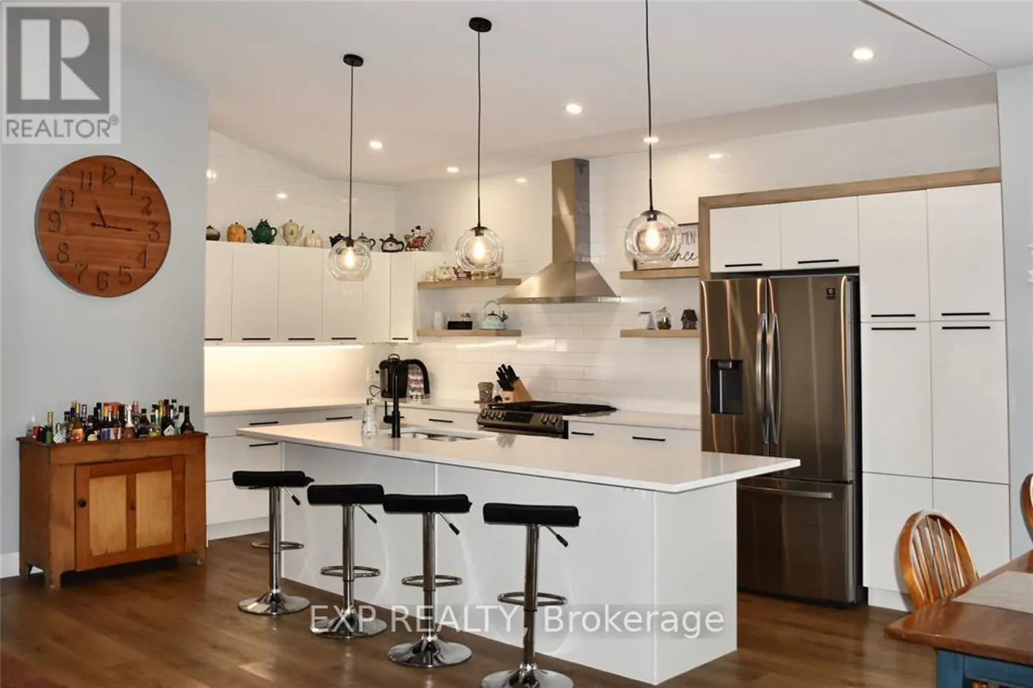 Additional image 4 of 207 Essex Street