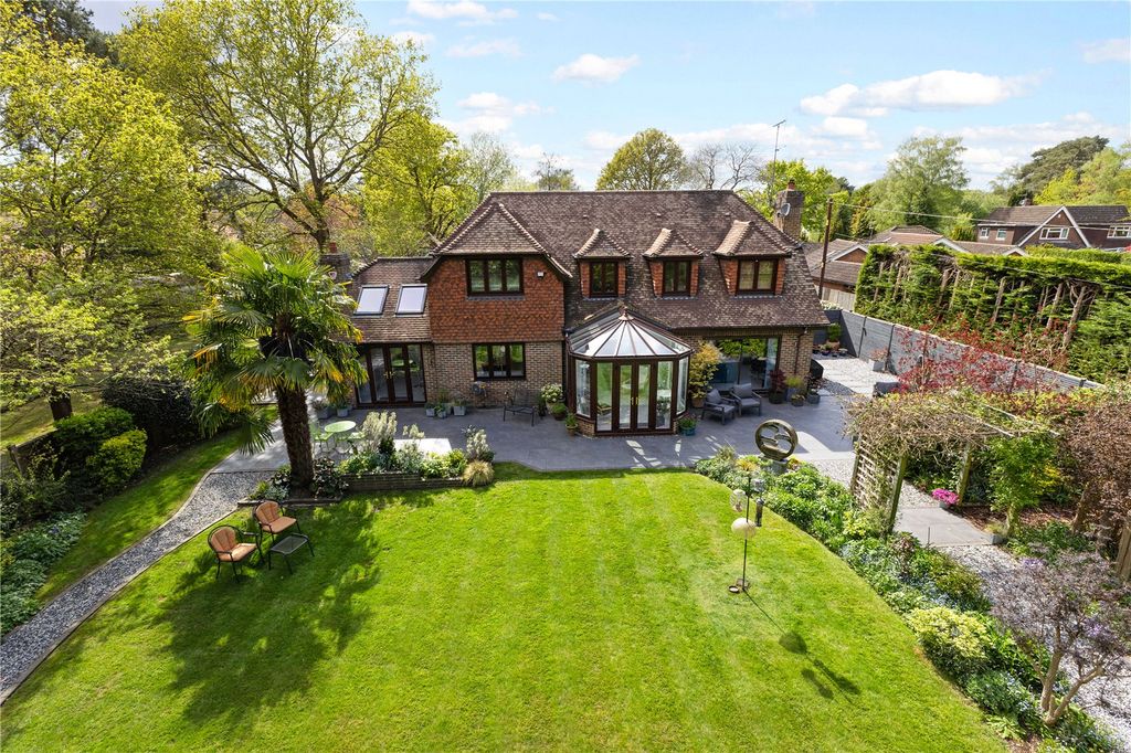 Additional image 26 of 4 bed detached house for saleKiln Ride, Finchampstead, Wokingham RG40