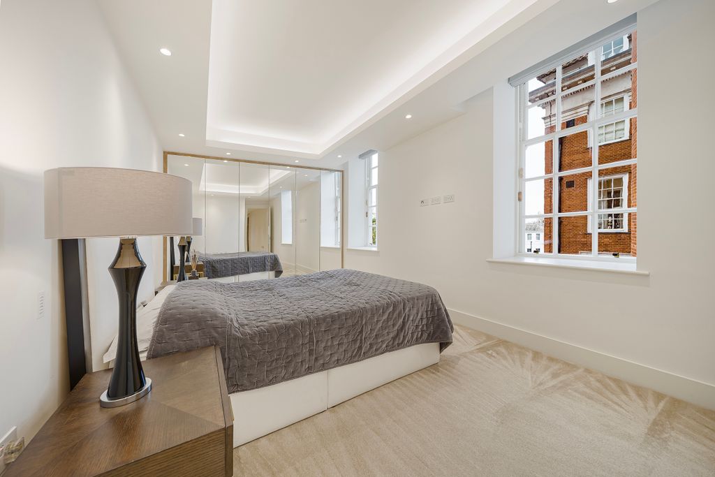 Additional image 18 of 2 bed flat for saleRichmond Hill, Richmond, London TW10