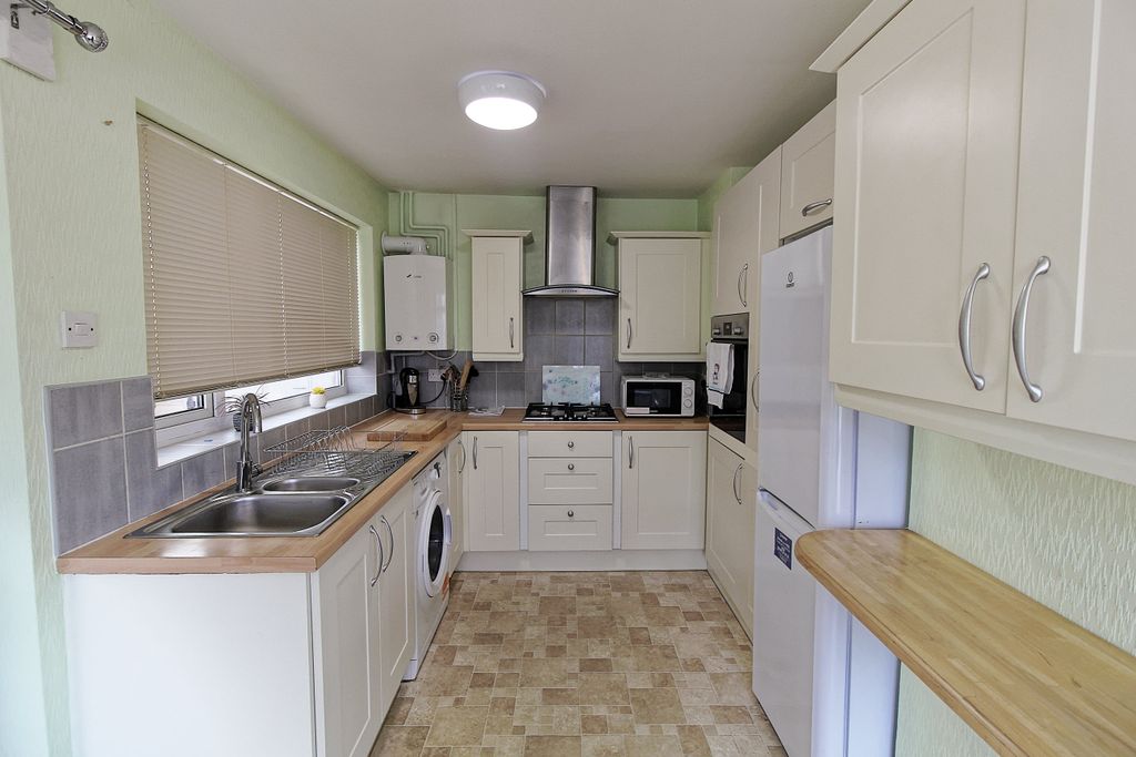 Additional image 6 of 2 bed semi-detached bungalow for saleWellhouse Close, Little Hill Estate, Wigston LE18