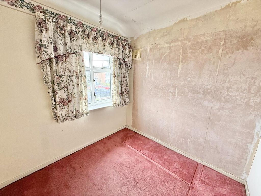 Additional image 18 of 3 bed semi-detached house for saleGrove Road, Blaby, Leicester LE8