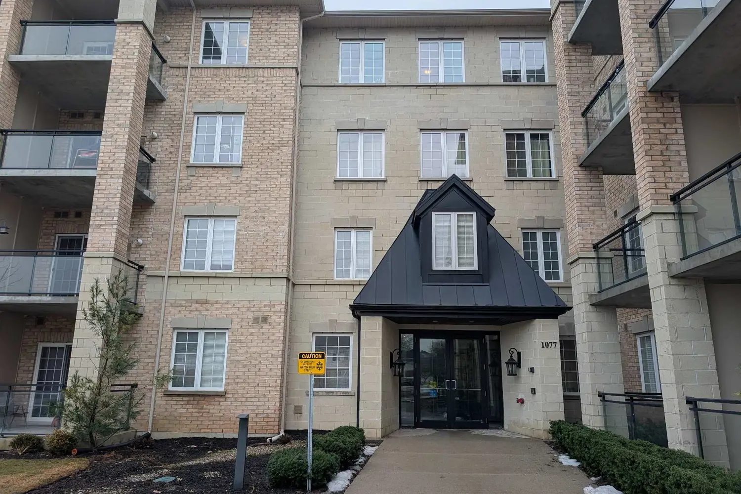 Additional image 2 of 1077 Gordon Street 118