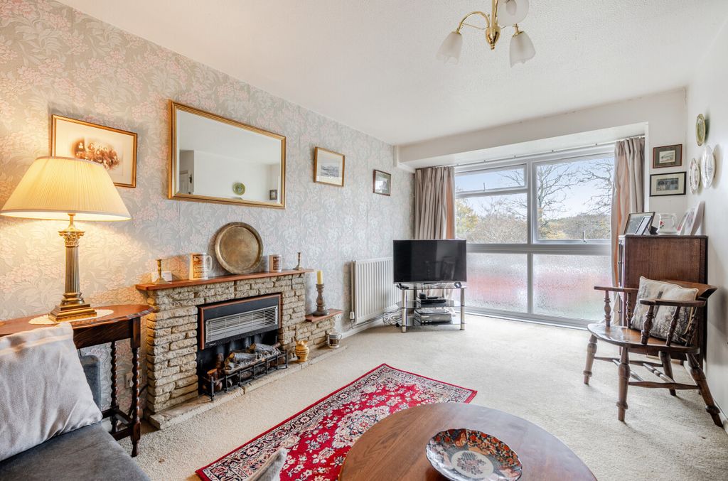 Additional image 10 of 3 bed end terrace house for saleOakwood Drive, Lordswood, Southampton, Hampshire SO16