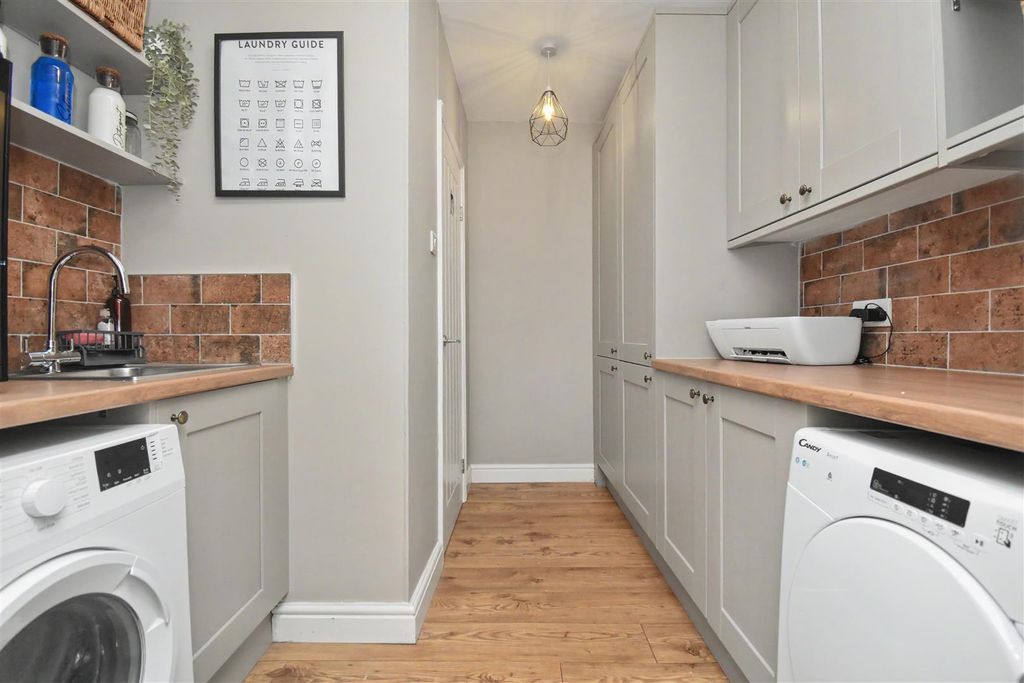 Additional image 13 of 4 bed detached house for saleStonepit Drive, Cottingham, Market Harborough LE16