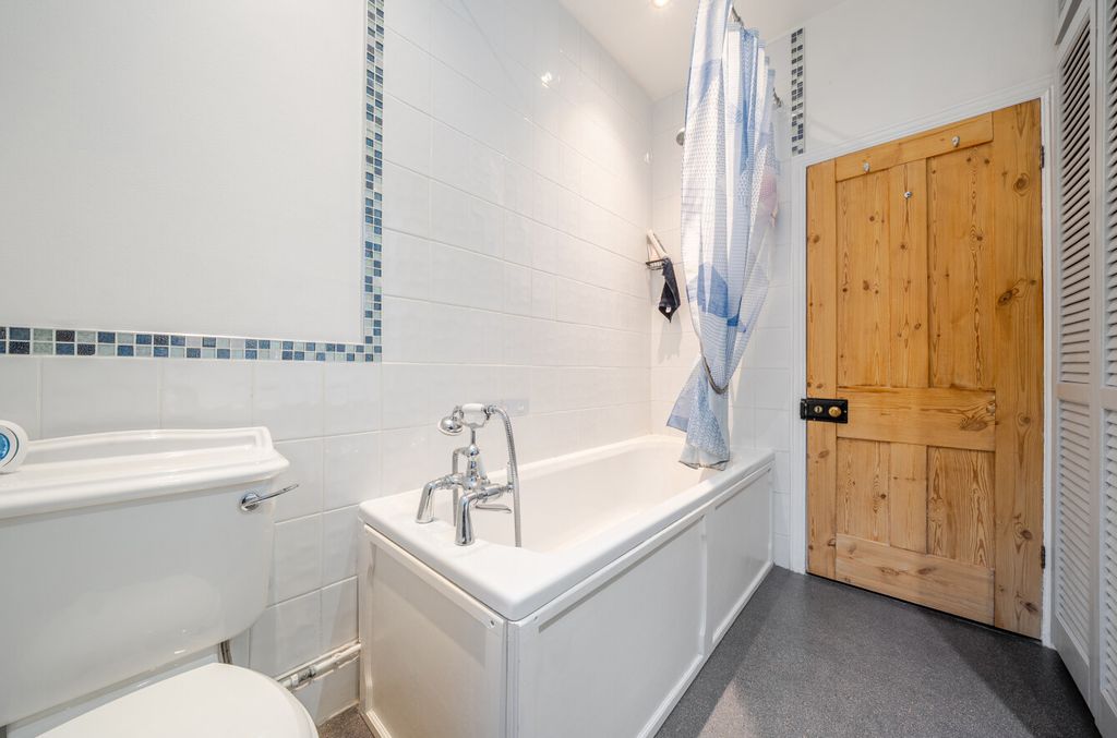Additional image 12 of 4 bed semi-detached house for saleNorfolk Road, Shirley, Southampton, Hampshire SO15