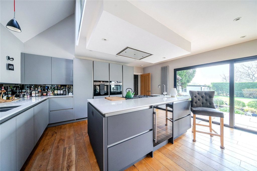 Additional image 3 of 5 bed detached house for saleSaunders Lane, Woking, Surrey GU22