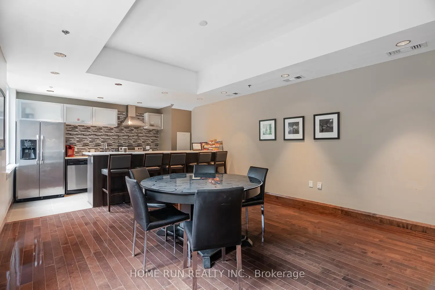 Additional image 11 of 238 Besserer Street 1407