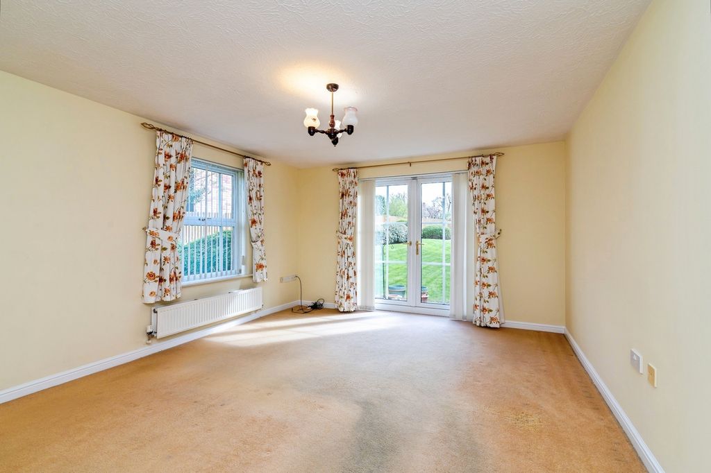 Additional image 5 of 2 bed flat for saleMoor Lane, Bingham, Nottingham NG13