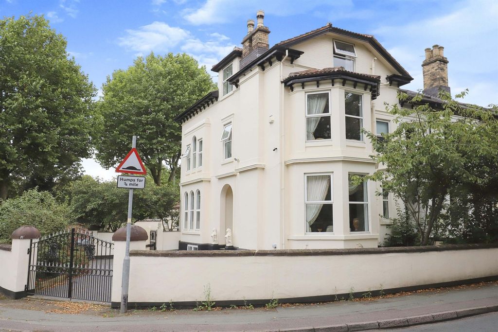 Additional image 9 of 5 bed end terrace house for saleBradmore Road, Bradmore, Wolverhampton WV3