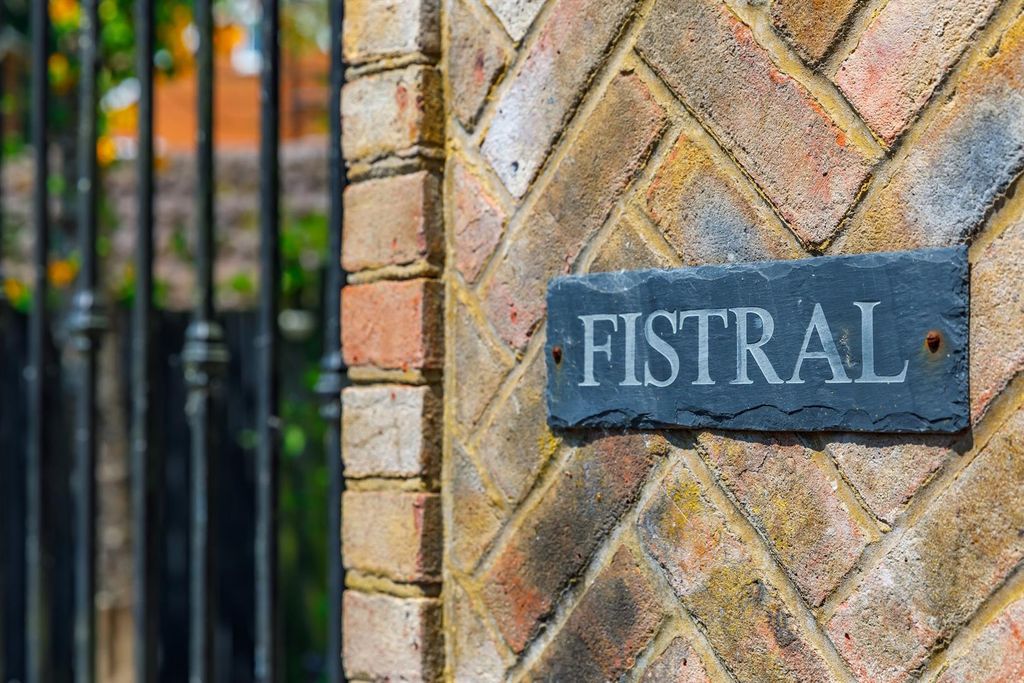 Additional image 6 of 4 bed detached house for saleSchool Road, Windlesham GU20