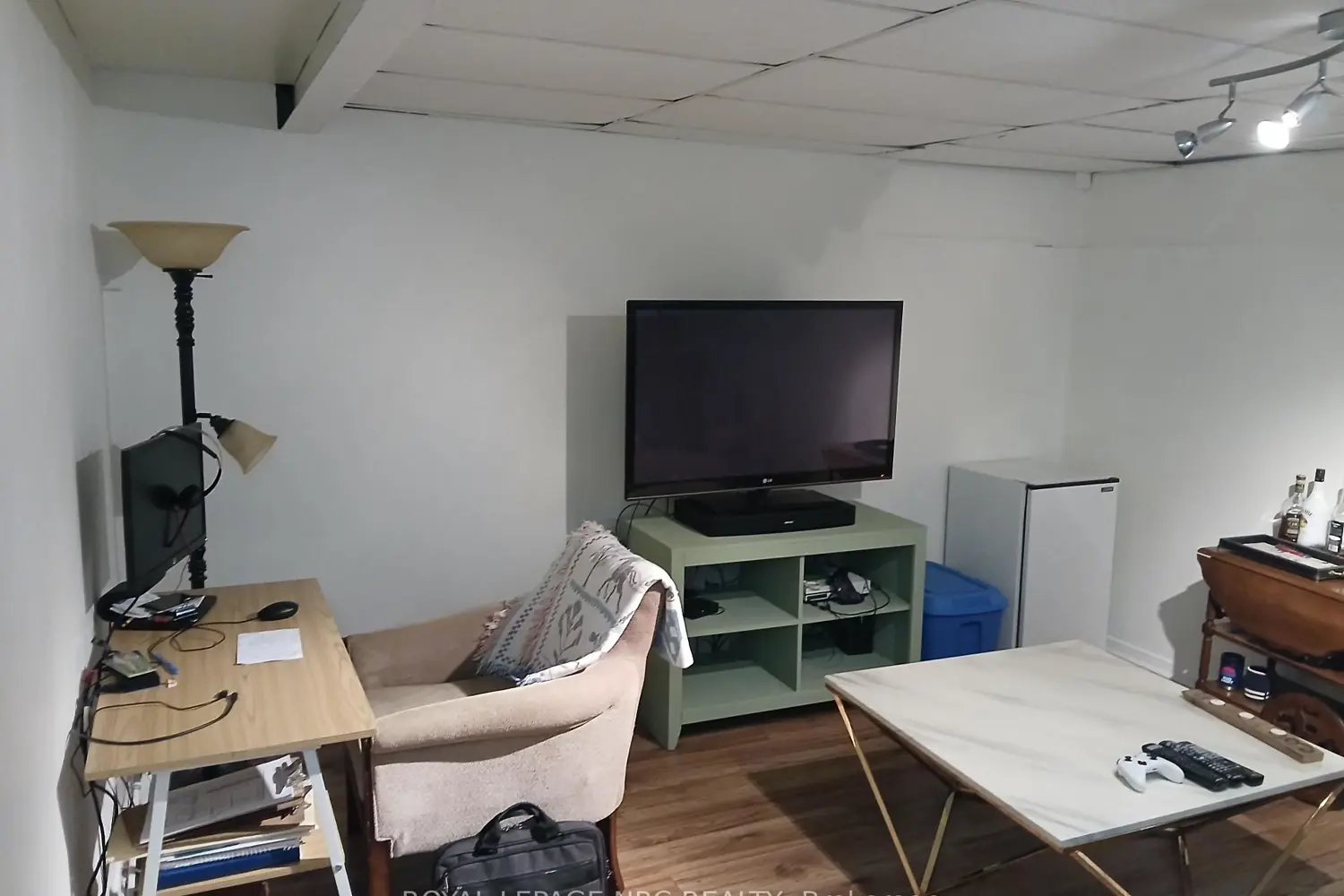 Additional image 13 of 302 Vine Street 31