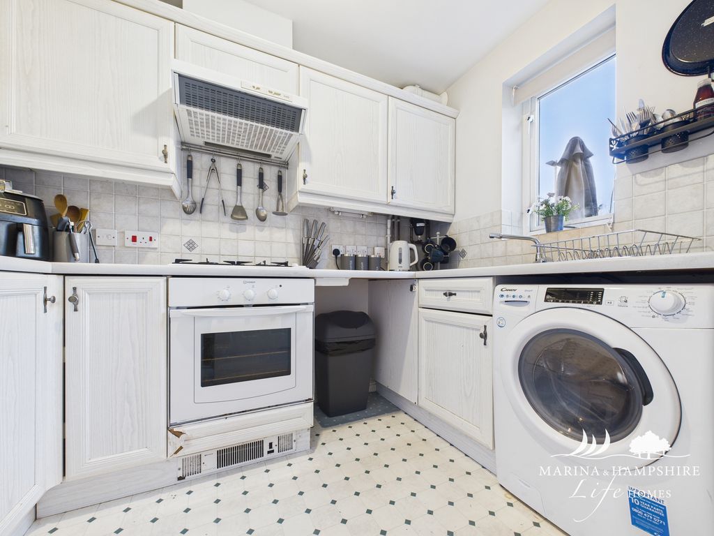 Additional image 23 of 2 bed terraced house for saleTintagel Way, Port Solent PO6