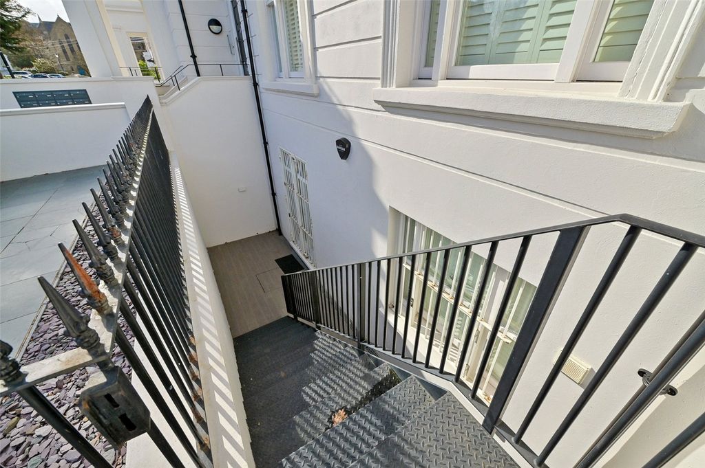 Additional image 26 of 3 bed flat for saleThe Residence, 26 Trinity Place, Windsor, Berkshire SL4
