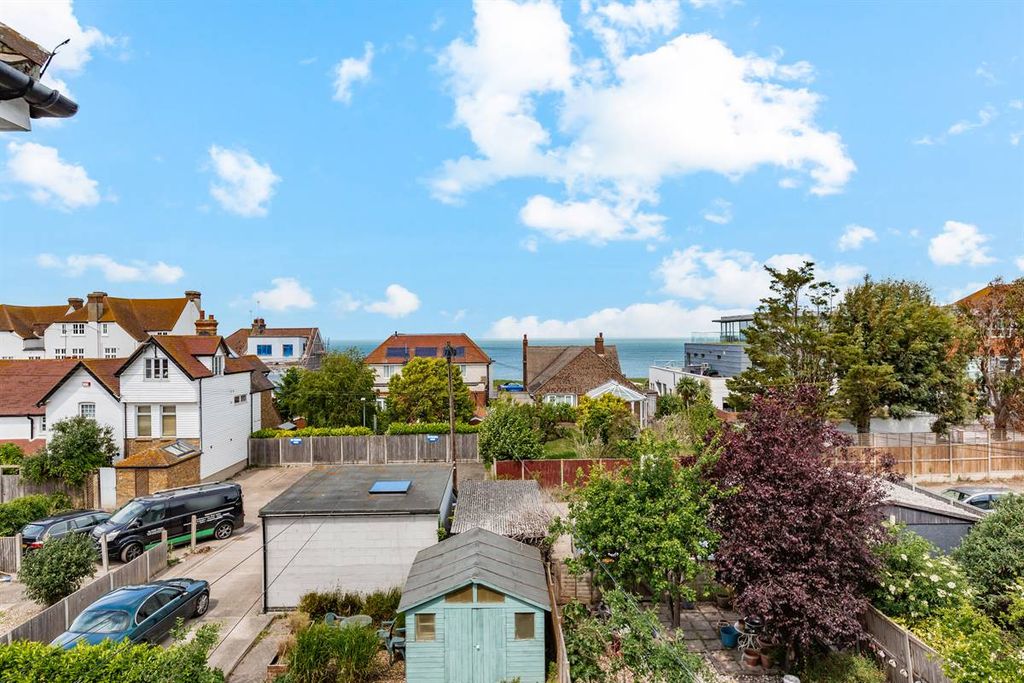 Additional image 15 of 2 bed flat for saleTankerton Road, Tankerton, Whitstable CT5
