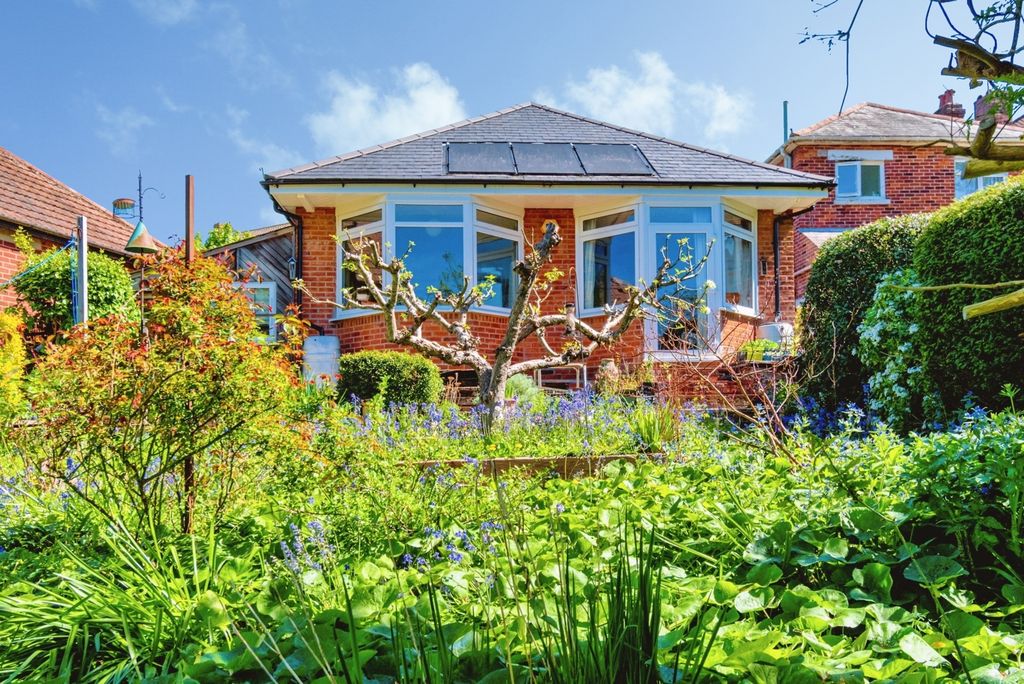 Additional image 20 of 2 bed bungalow for saleCoxford Close, Southampton, Hampshire SO16