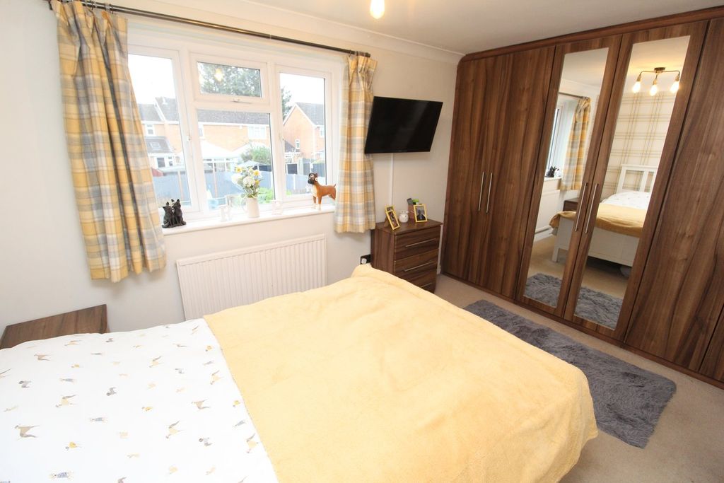Additional image 8 of 3 bed semi-detached house for salePhipps Close, Whetstone, Leicester LE8