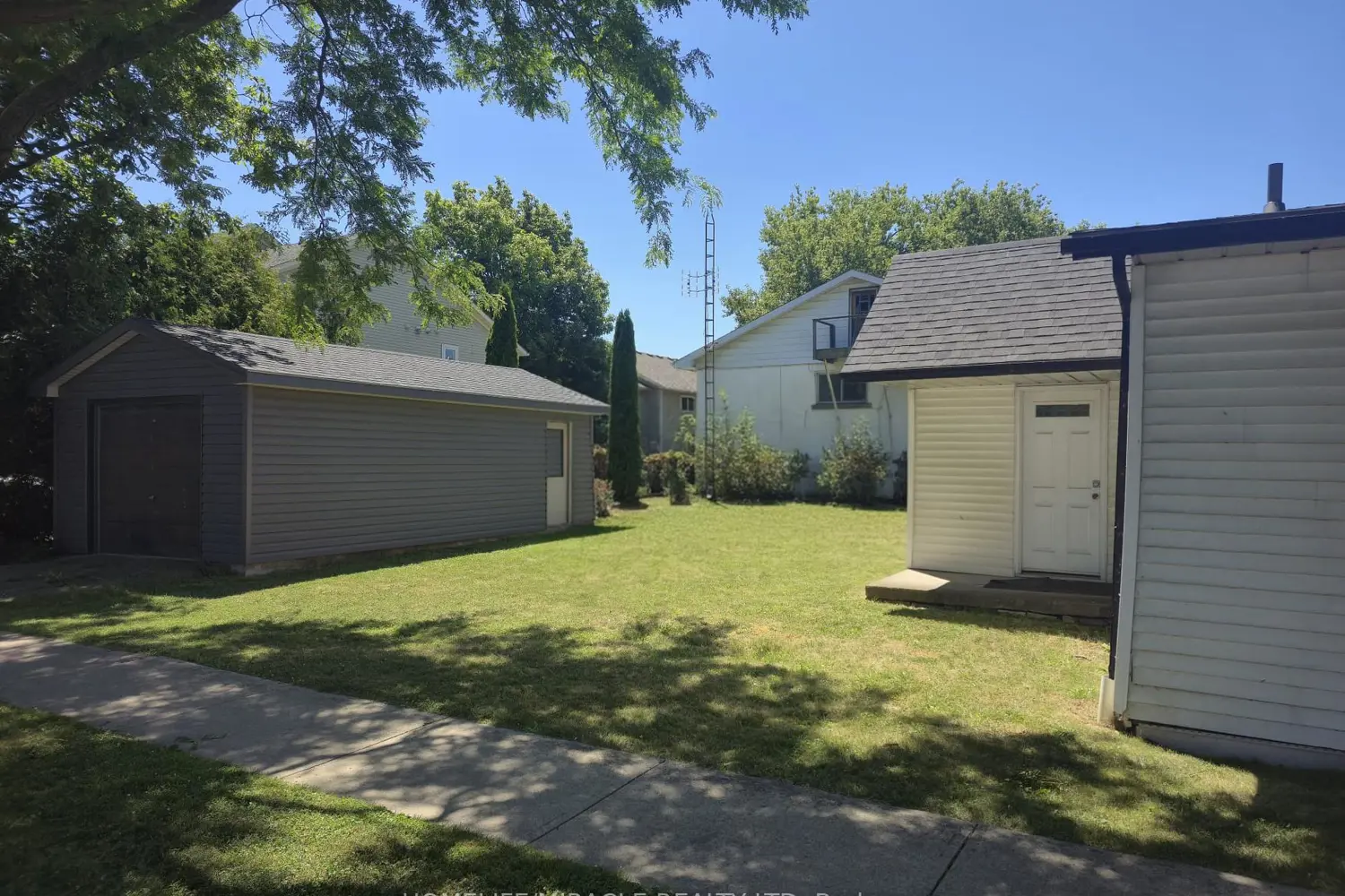 Additional image 4 of 82 Teal Avenue