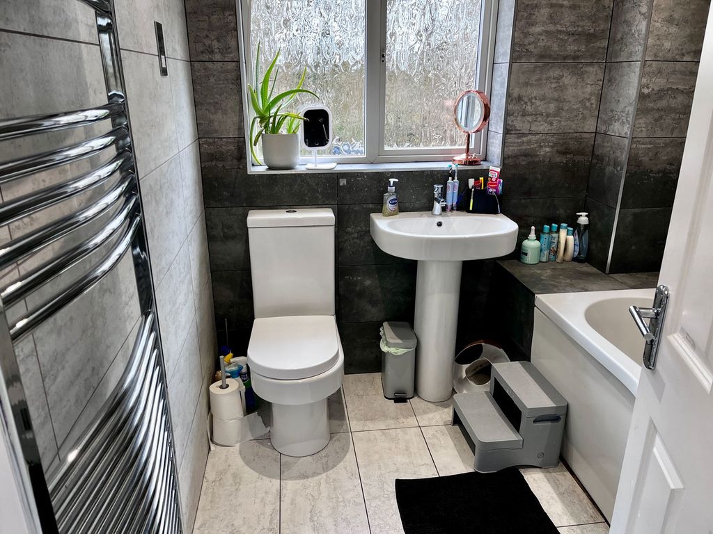 Additional image 18 of 4 bed detached house for saleOtter Lane, Loughborough LE12