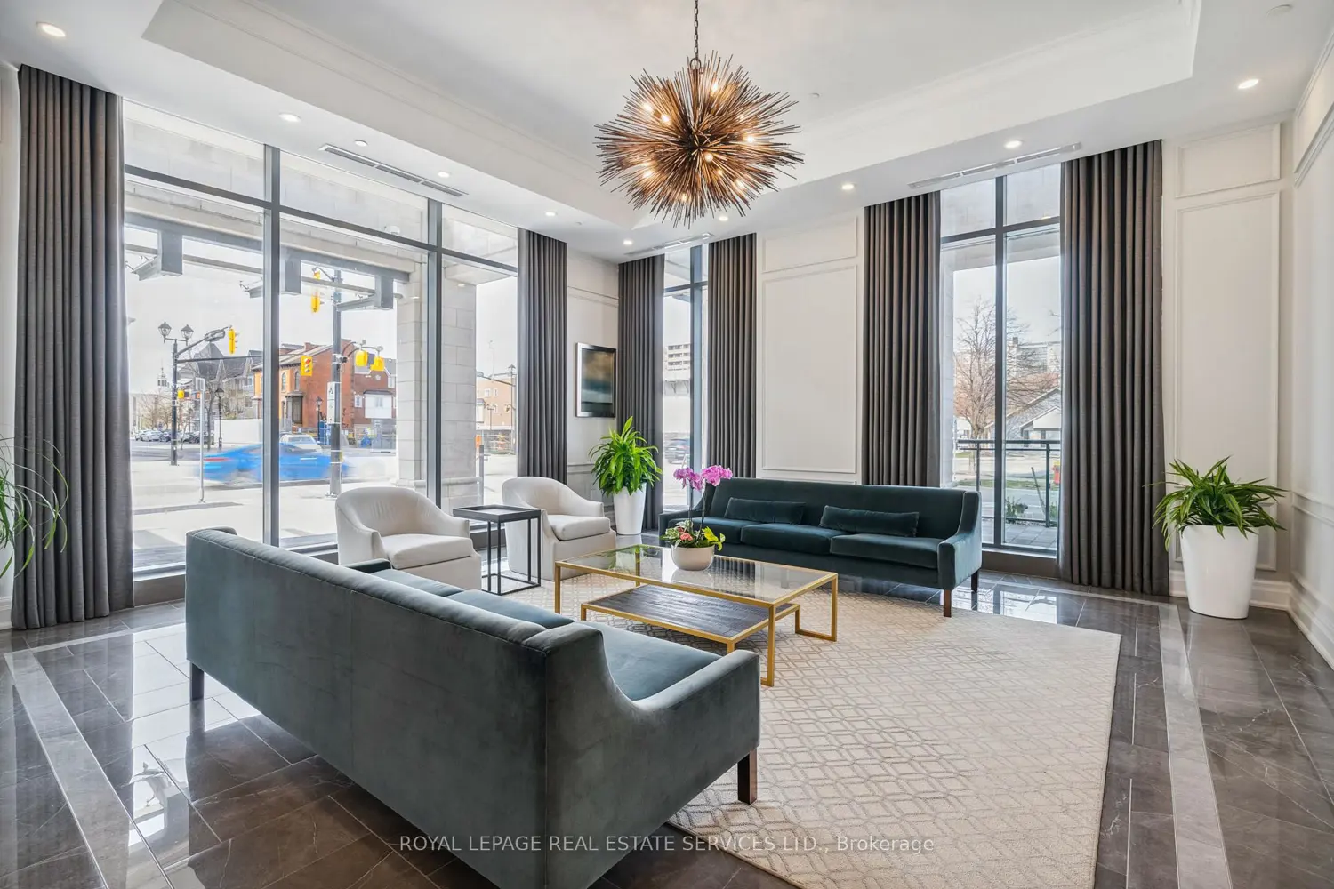 Additional image 18 of 2060 Lakeshore Road 1802