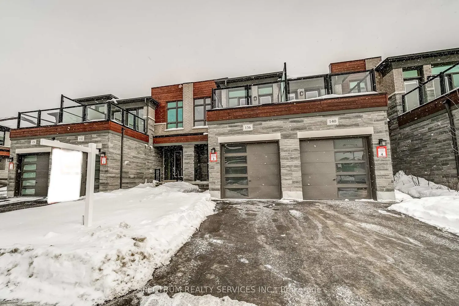 Additional image 2 of 136 Adario Crescent