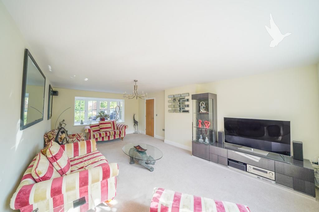 4 bed detached house for saleCarters Lane, Wickham Bishops CM8 photo 5